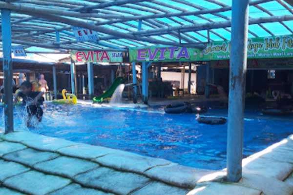 fasilitas pantai bocor