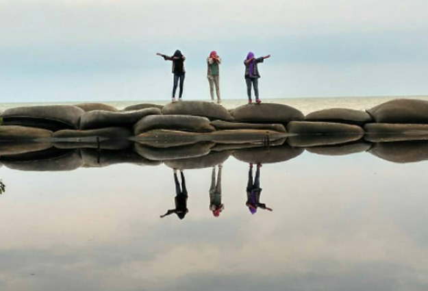 fasilitas pantai slamaran
