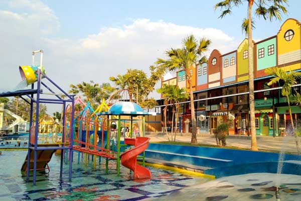 fasilitas river walk boja