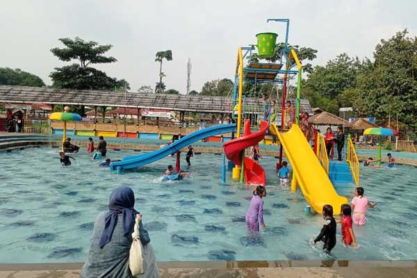 fasilitas taman herbal insani