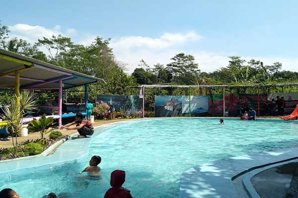 fasilitas taman kelinci sukorejo