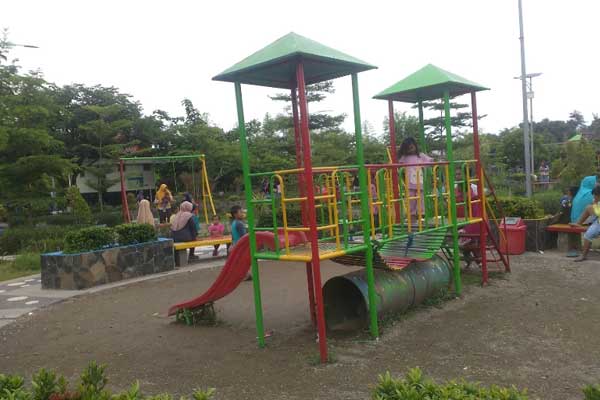 Taman Kota Purwodadi Grobogan 4 fasilitas taman kota purwodadi