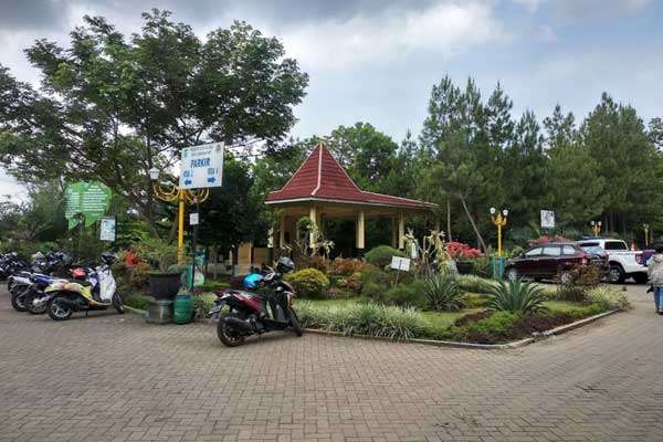 fasilitas taman kota salatiga