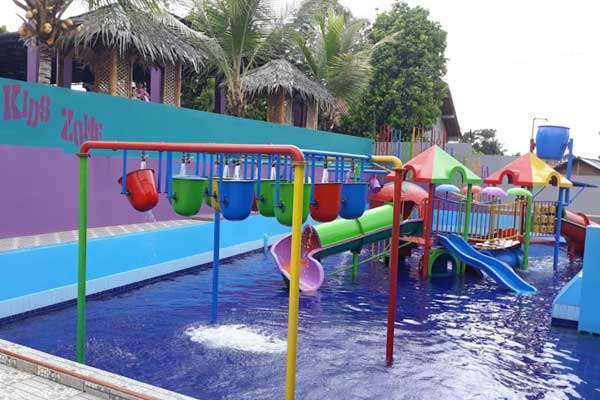 fasilitas the forest island purwokerto 