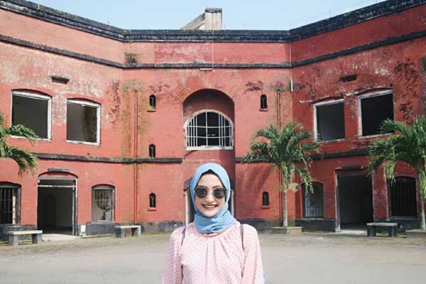 harga tiket masuk Benteng Van Der Wijck