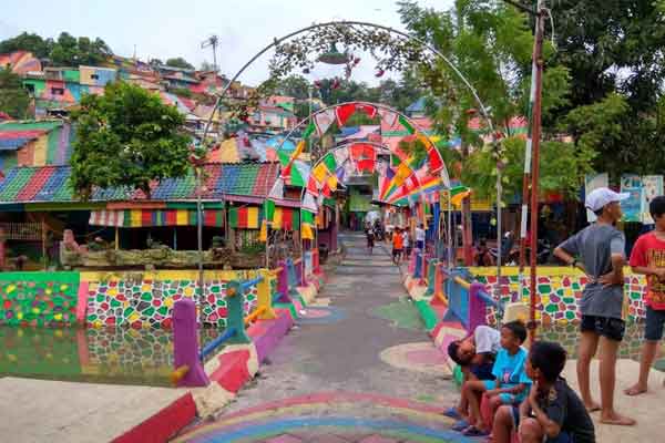 harga tiket masuk Kampung Pelangi Semarang