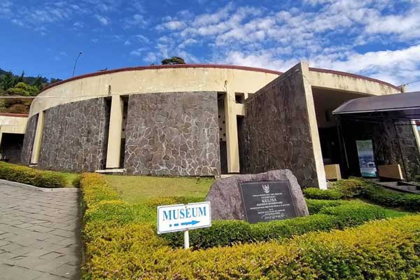 harga tiket masuk Museum Kailasa