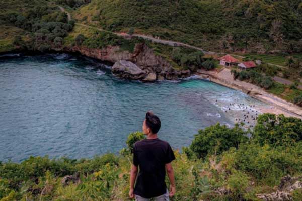 Pantai Sembukan Wonogiri 2 harga tiket masuk Pantai Sembukan