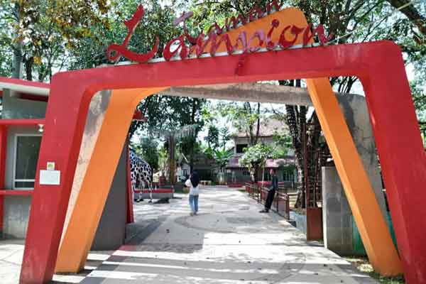 Taman Lampion Kudus 2 harga tiket masuk Taman Lampion Kudus