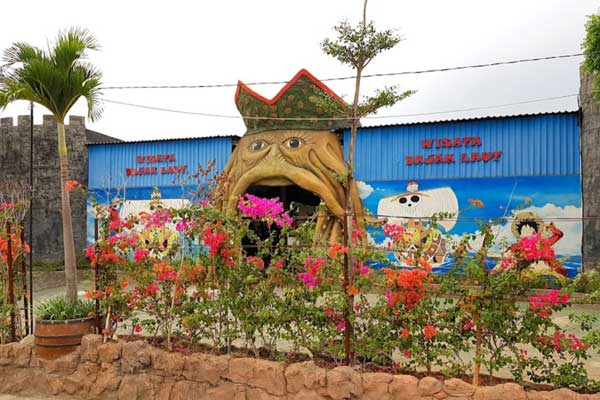 harga tiket masuk Wisata Bajak Laut