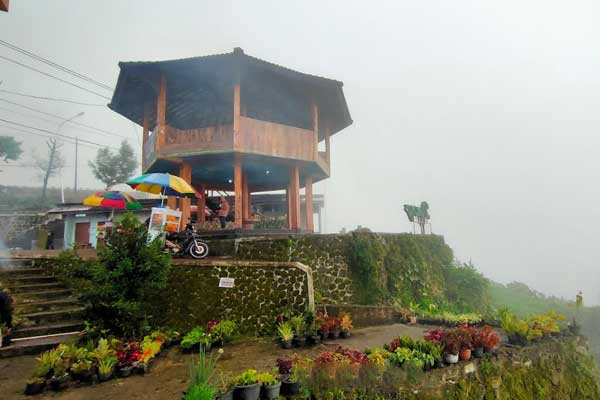 harga tiket masuk gardu pandang tieng