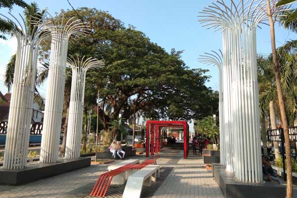 harga tiket masuk taman seribu lampu cepu