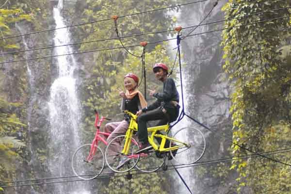 jam buka curug 7 cilembert