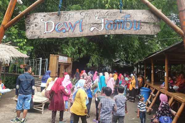 jam buka kebun bibit kediri