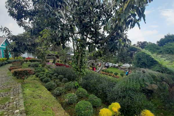 jam buka lembah nirwana