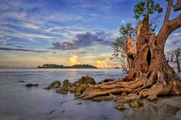 Pantai Elyora Batam 5 jam buka pantai elyora
