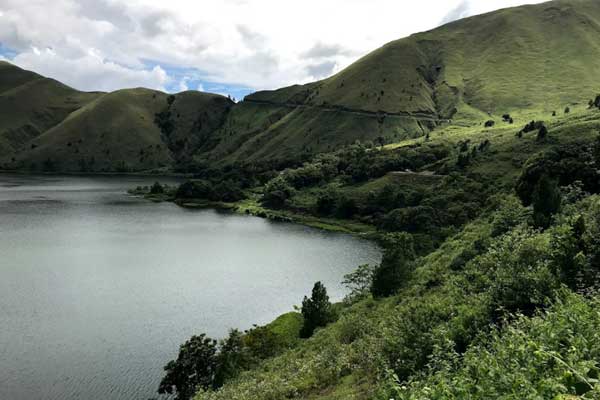 rute lokasi dan alamat bukit holbung