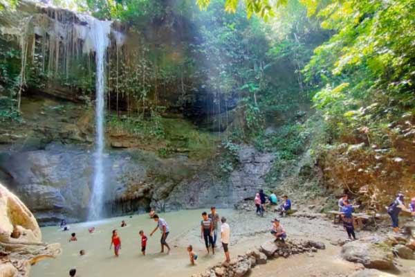 Air Terjun Widuri Grobogan 5 spot wisata air terjun widuri