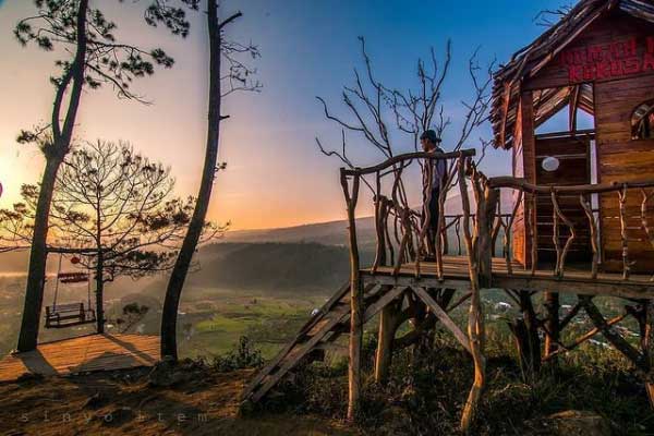 spot wisata bukit kukusan