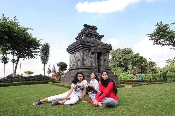 spot wisata candi pringapus