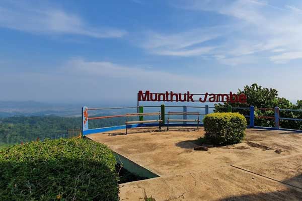 spot wisata curug sewu