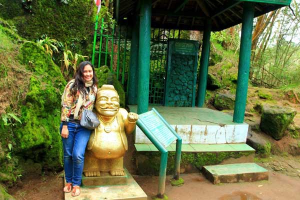 Gua Semar Dieng 5 spot wisata gua semar