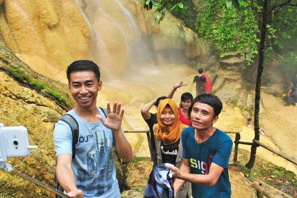 Pancuran Pitu Banyumas 5 spot wisata pancuran pitu