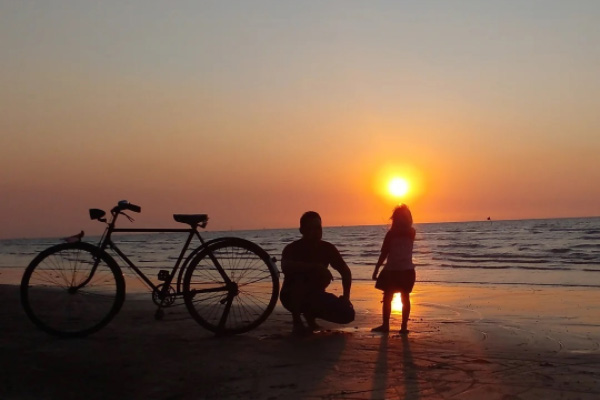 spot wisata pantai caruban