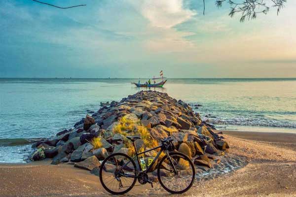 Pantai Muarareja Tegal 5 spot wisata pantai muarareja