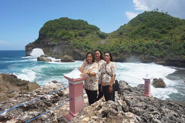 Pantai Sembukan Wonogiri 5 spot wisata pantai sembukan