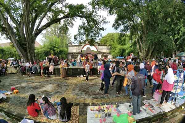 Taman Sriwedari Solo 5 spot wisata taman sriwedari