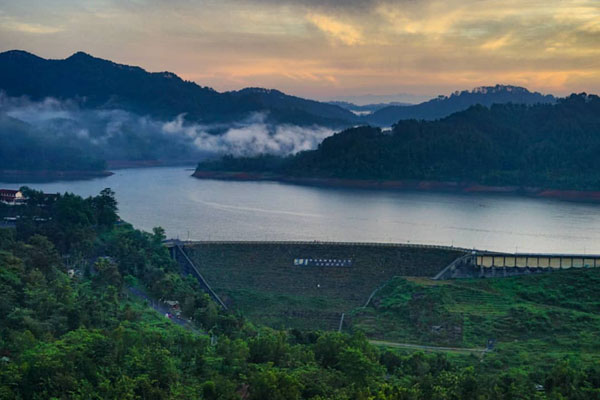 spot wisata waduk sempor