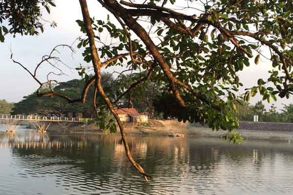 spot wisata waduk tempuran