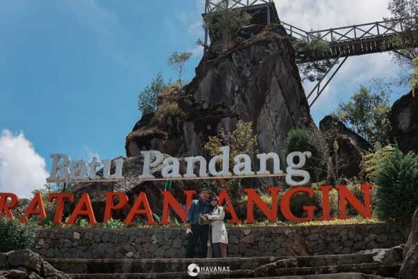 tips berkunjung batu pandang ratapan angin