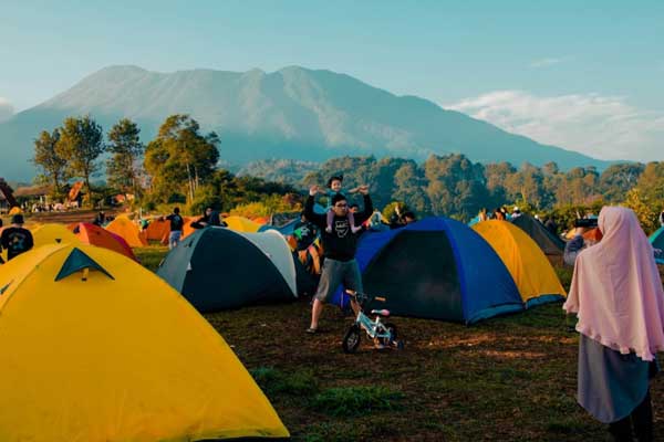tips berkunjung camping gayatri puncak