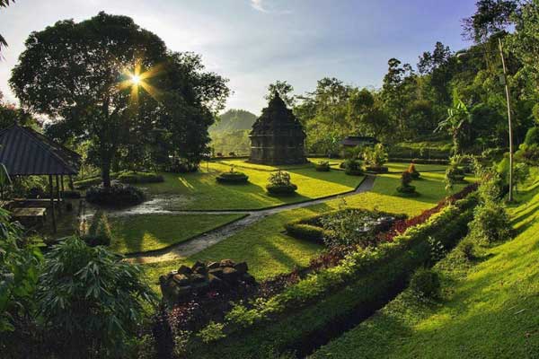 tips berkunjung candi selogriyo