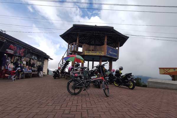 tips berkunjung gardu pandang tieng 