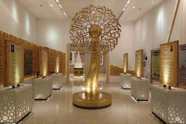 tips berkunjung museum