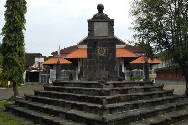 tips berkunjung museum radya pustaka