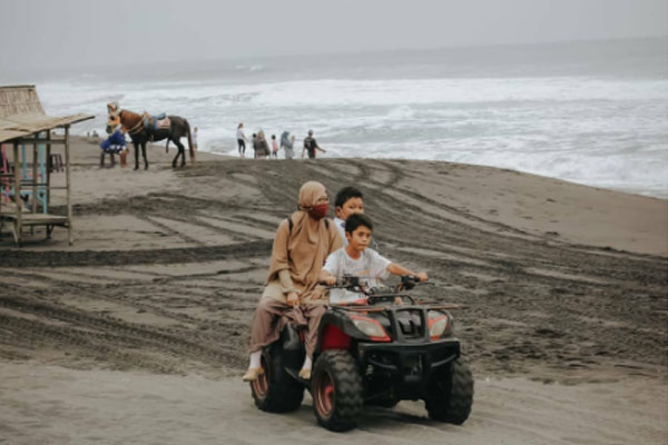 tips berkunjung pantai jatimalang