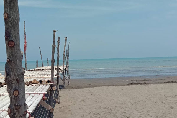 tips berkunjung pantai muara kencan